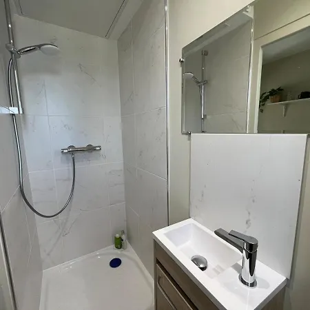 Renove Proche Rives De L'orne Et Gare Apartmán